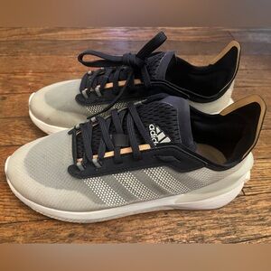 Adidas Avryn Boost Navy Gray Men’s 6 Women’s 7 Comfort Sneakers